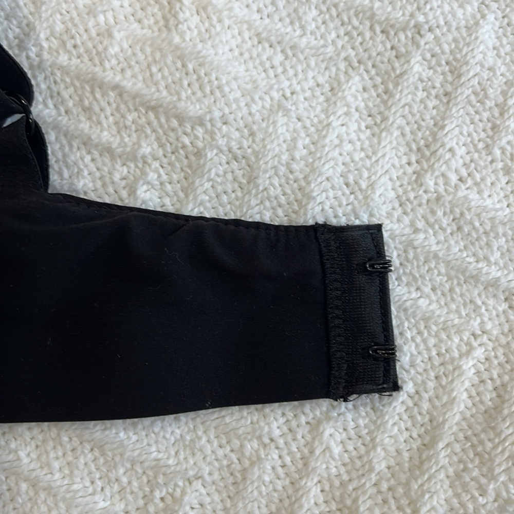 Wacoal Women's Wireless Black Intimate Bra
Sz 38B - Picture 5 of 8